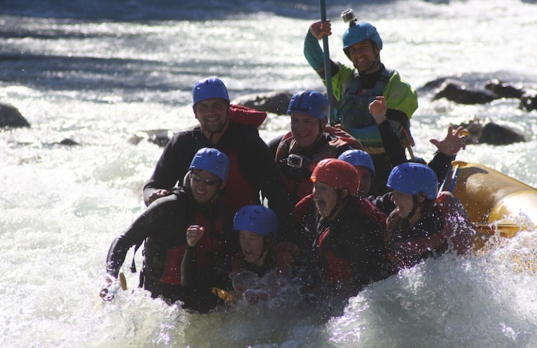 GROUP RAFTING TRIPS IN VANCOUVER